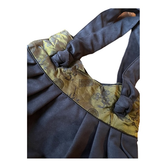 Red Blossom Chartreuse Green Silk Jacquard and Black Old Shanghai Shoulder Bag - Picture 3 of 13